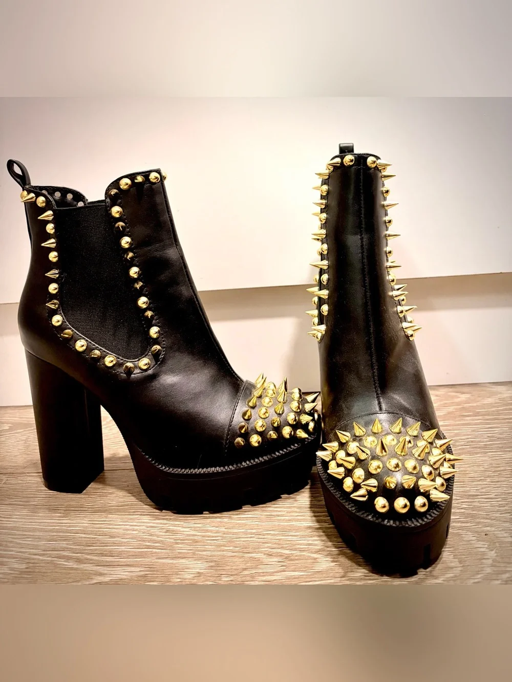 Black Platform Spike-Stud Chelsea Boots - Women's - Picture 1 of 5